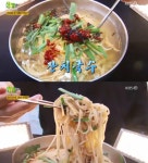 `2TV생생정보` 오늘방송맛집, 2,900원 생면잔치국수… 경남 김해 `김해멸치국수` 초저가의 비밀 - 부산일보 2TV생생정보 오늘방송맛집, 2... 