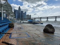 태풍 ‘마이삭’ 여파로…민락수변공원에 직경 2m 돌덩이13개 굴러와 - 부산일보 태풍 ‘마이삭’ 여파로…민락수변공원에 직경 2m... 