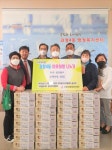 괴정4동 새마을금고 및 자생단체, 가정의 달 맞이 경로물품 전달 - 부산일보 괴정4동 새마을금고 및 자생단체, 가정의 달 맞이 경로물품 전달