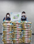 평길그린워터, 구평동 어려운 이웃에 쌀 전달 - 부산일보 평길그린워터, 구평동 어려운 이웃에 쌀 전달