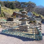 산사로 몰려든 물고기 떼처럼…밀양 ‘3대 신비’ 만어사 - 부산일보 산사로 몰려든 물고기 떼처럼…밀양 ‘3대 신비’ 만어사