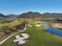 밀양 에스파크 골프리조트, 평지에 조성된 수변 18홀 정규코스… ‘새로운 골프 세상’이 열린다 - 부산일보 밀양 에스파크 골프리조트, 평지에... 