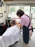 부산 사하구 하단2동 준미용실, 무료 이미용 봉사 실시 - 부산일보 부산 사하구 하단2동 준미용실, 무료 이미용 봉사 실시