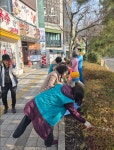 [초읍동] 초읍동 통장협의회,“봄맞이 내 집 앞 내가 쓸기” 환경정비 실시 : 부산소개 : 주민자치회 : 활동사진첩 : 부산광역시 [초읍동] 초읍동... 