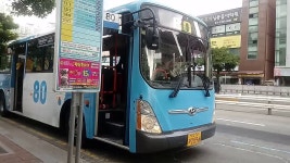 부산시 어린이신문 - Big아이 도란도란 도란도란 소식섬 > 꼬부기단 이야기섬 > 이달의 특종기사 부산시 어린이신문 Big아이 도란도란 도란도란... 