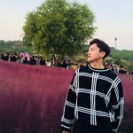 이거입고 공원가서 인생샷 찍었습니다 너무 잘어울리고 핏도... 공원가서 인생샷 찍었습니다 너무 잘어울리고 핏도 아이돌핏입니다... 