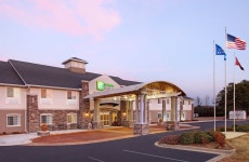 Holiday Inn Express Monticello, an IHG Hotel | Qantas Hotels Holiday Inn Express Monticello, an IHG Hotel