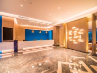 Holiday Inn Express Kunming West, an IHG Hotel | Qantas Hotels Holiday Inn Express Kunming West, an IHG Hotel