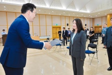 안전행정국 - 충주시 사진과 기록