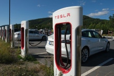 Tesla to spend north of $1bn for Australian electric car battery materials annually - CityAM