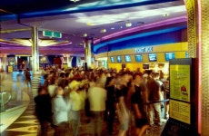 멀티플렉스 20년, 극장의 미래는 어디에? | CJ그룹