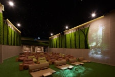 멀티플렉스 20년, 극장의 미래는 어디에? | CJ그룹