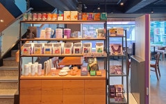 STORE | COFFEE BEAN KOREA COFFEE BEAN  홍대역점 STORE
