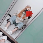 커먼유니크 여러스타일로 편하게 입기 좋겠다 싶어서 주문했던 크림색 셔츠에요. 길이감도 적당하고GOODS VIEW - 커먼유니크