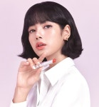 맥×리사 글로우 플레이 립 밤 화보 [코스모닝] 맥×리사 글로우 플레이 립 밤 화보