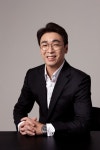 오가닉포에버 이원섭 본부장-2021년 ‘K-뷰티 레인메이커’ 꿈꾼다 [코스모닝] 오가닉포에버 이원섭 본부장-2021년 ‘K-뷰티 레인메이커’... 