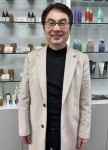 조용석 스킨랩코리아 대표 “바섭(BASUP), AI화장품 판 키울 게임체인저” [코스모닝] 조용석 스킨랩코리아 대표 “바섭(BASUP), AI화장품 판... 