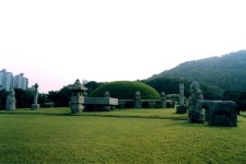 		창의인성교육넷(크레존) - 문화해설사와 함께하는 의릉 답사	 문화해설사와 함께하는 의릉 답사