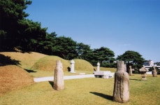 		창의인성교육넷(크레존) - 효령대군 이보 묘역(청권사)	 효령대군 이보 묘역(청권사)