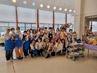 장애인과 함께하는 축제의 자리에서 하나님의 사랑을 봅니다. 장애인과 함께하는 축제의 자리에서 하나님의 사랑을 봅니다. 
