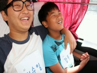 창원시설공단 > 늘푸른전당 > 사진자료실 > 자여초등학교와 늘푸른전당운영위원 형제자매맺기