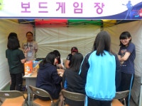 창원시설공단 > 늘푸른전당 > 사진자료실 > 청소년운영위원회 우리가 즐거운 마켓