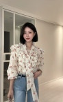 세련된 스타일 합리적인 가격 다바걸 피죤플라워블라우스_D1BL