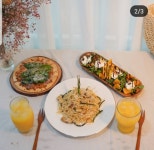 생각했던것만큼 하늘하늘하고 주름도 예쁘게 잡혀 사진찍으면 예쁘게나와요:) 1층이 | 일상을 스타일링하다, 데코뷰 일상을 스타일링하다, 데코뷰