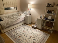 부모님과 같이 살고 있고 제 방 새단장 하는 중에 저희집 고양이랑 데굴거리려고 한평 | 일상을 스타일링하다, 데코뷰 일상을 스타일링하다, 데코뷰