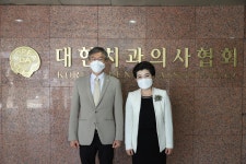 치협 이상훈 회장, 간무협과 만나 치과 구인난 해결 대책 논의 - 덴탈아리랑 치협 이상훈 회장, 간무협과 만나 치과 구인난 해결 대책 논의