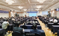 [세미나] 오스템임플란트, 대구서 열린 ‘오스템 디지털 포럼’ 열공... 오스템임플란트, 대구서 열린 ‘오스템 디지털 포럼’ 열공 모드로 ‘후끈’