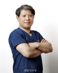 듣는 원장·스탭·환자 모두를 만족시키는 진료란? - 덴탈아리랑 광주미르치과 윤창 원장에게 듣는 원장·스탭·환자 모두를 만족시키는 진료란?