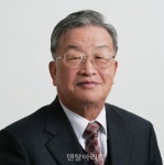 故 연송 이영규 신흥 회장 1주기 추모식···노블레스 오블리주 실천한... 연송 이영규 신흥 회장 1주기 추모식···노블레스 오블리주 실천한 고인... 