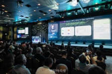 전 세계 치의 ‘Implant2.0’에 관심집중... 코웰메디, CIC 2024 개최 - 덴탈아리랑 전 세계 치의 ‘Implant2.0’에 관심집중...... 