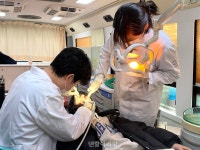 부산대치과병원, 의료봉사 위해 만덕종합사회복지관 방문 - 덴탈아리랑 부산대치과병원, 의료봉사 위해 만덕종합사회복지관 방문