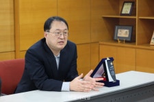 [스페셜 인터뷰] ‘제13회 샤인학술상’ 김도영 원장 - 덴탈아리랑 [스페셜 인터뷰] ‘제13회 샤인학술상’ 김도영 원장