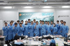 덴티스 OF, 골 결손부 치료 실전 테크닉 전수 - 덴탈아리랑 덴티스 OF, 골 결손부 치료 실전 테크닉 전수