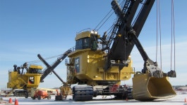 Caterpillar 7495 Electric Mining Shovel - Core77