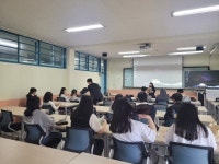 2023학년도 동행 진로멘토링 (경원고등학교- 문헌정보학에 대한 이해와 북아트 체험) | 문헌정보학과