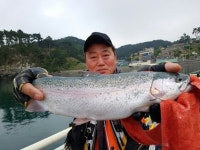 바다낚시 > 점주선장조황 > 송정낚시터 바다송어/참돔 등 조황 사진입니다
