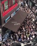 오늘자 지창욱 편의점 알바 이벤트 인파 - DogDrip.Net 개드립