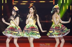 여자 노라조 - DogDrip.Net 개드립