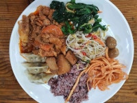 한식뷔페... MZ세대한테 인기인 이유.jpg - DogDrip.Net 개드립