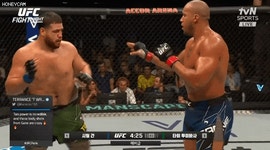 UFC 싱글벙글 로블로 어필 ㅋㅋ....GIF - DogDrip.Net 개드립