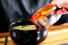 나도 처음엔 깍두기 국물 넣는거 보고 구에엑 했지 - DogDrip.Net 개드립