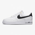 カテゴリ NIKE 26.0の通販 by イタケンs shop｜ナイキならラクマ - エアフォース1 VELVET ください