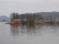 바다하늘산 > 겨울을 맞은 예당 도덕골 좌대 : 낚시사랑