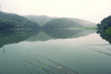 츄릅 > (수곡낚시터) 칠보산의 멋들어진 산새와 맑은물색 , 전통깊은 계곡저수지 수곡낚시터를 다녀오며,,, : 낚시사랑