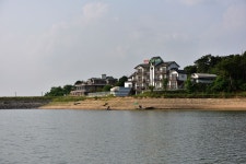 츄릅 > 용설호수 안성권의 대형 계곡저수지 용설낚시터의 갈수기 소식~ : 낚시사랑