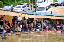 강호지락 > 새롭게 시작하는 향수 사계절낚시터 : 낚시사랑
